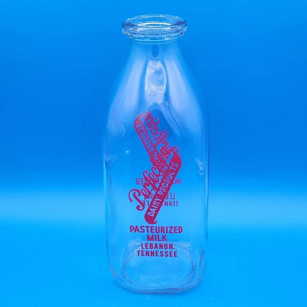 Vintage Perfection Dairy Sept 1966 Bottle Red Pyroglaze 1 Quart SSPQ ACL